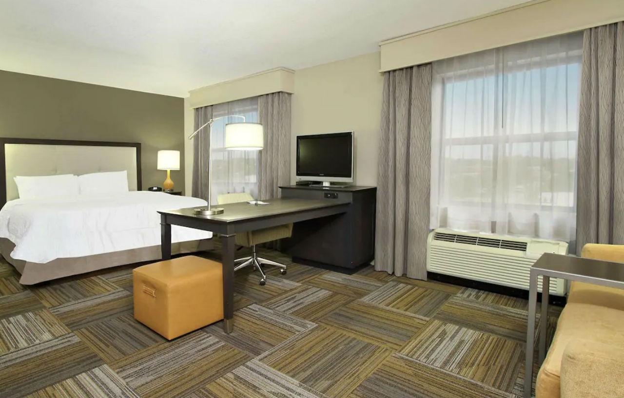 Hampton Inn & Suites-Florence Downtown Экстерьер фото