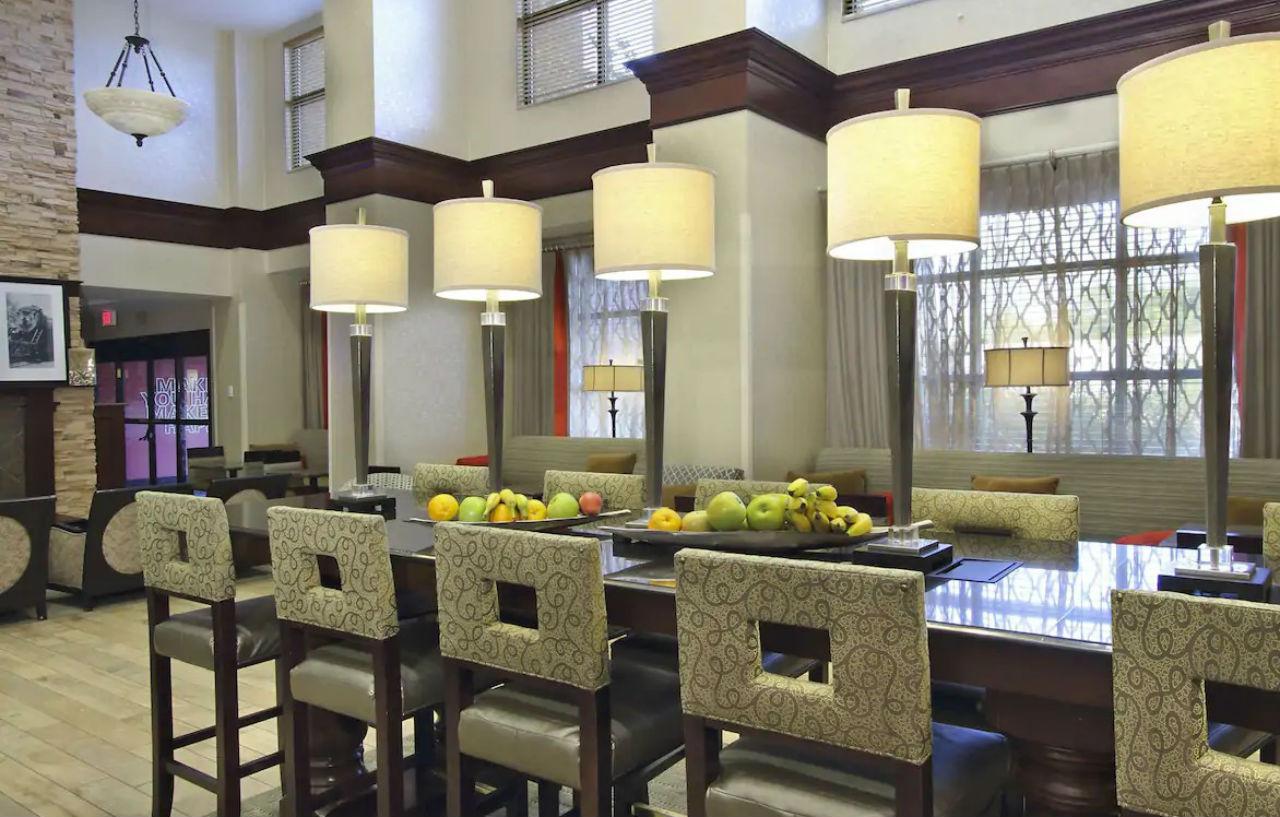 Hampton Inn & Suites-Florence Downtown Экстерьер фото