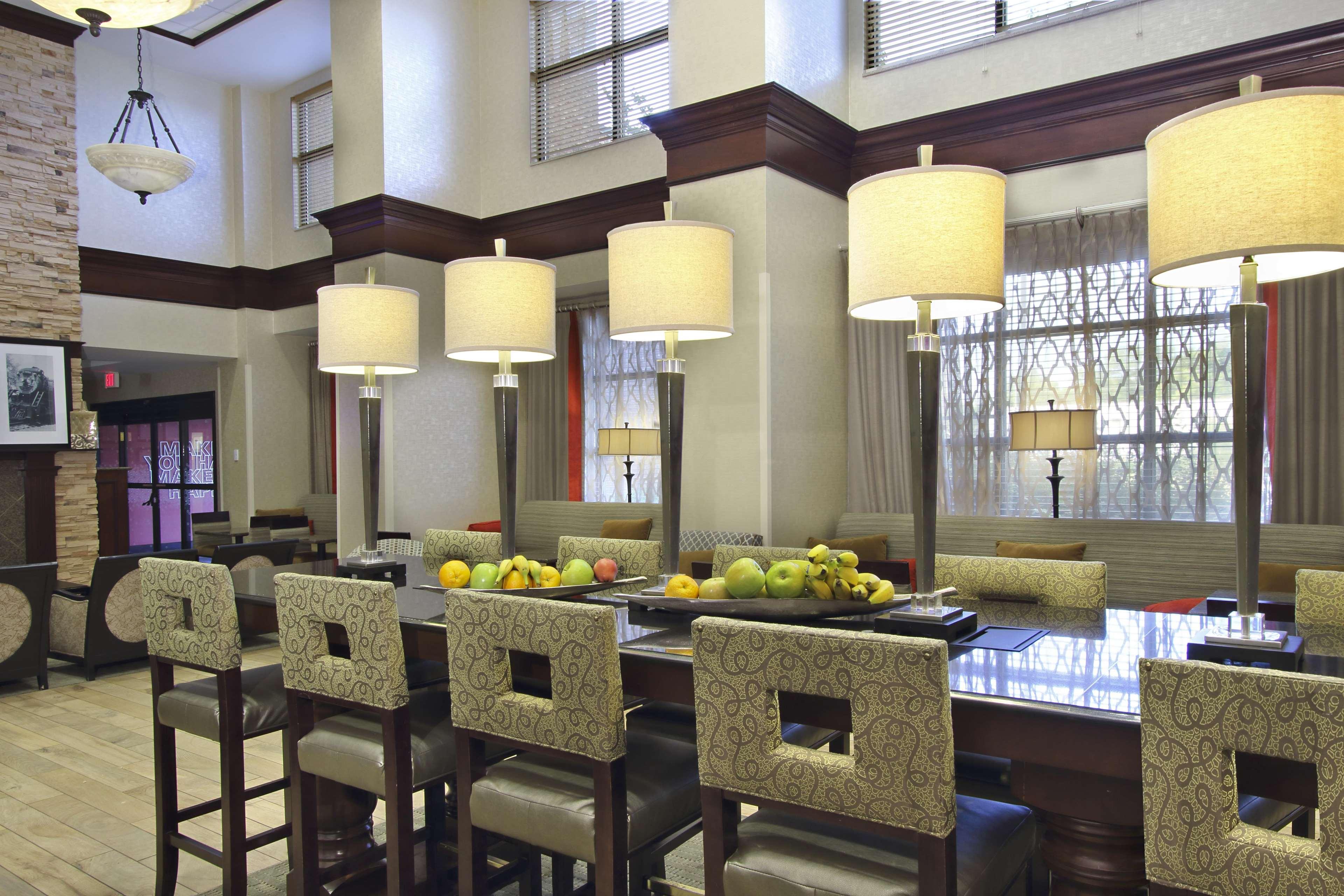Hampton Inn & Suites-Florence Downtown Экстерьер фото