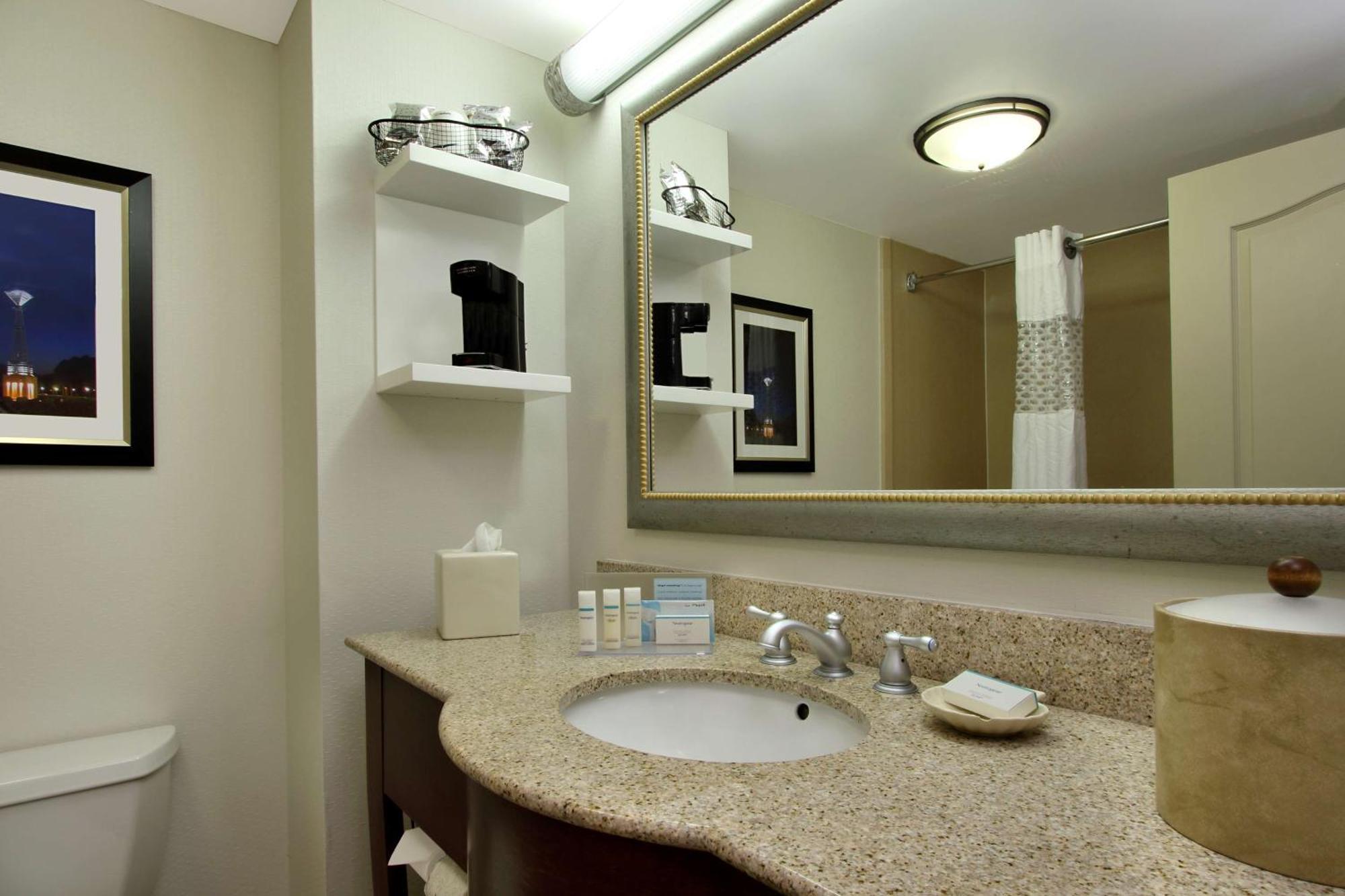 Hampton Inn & Suites-Florence Downtown Экстерьер фото