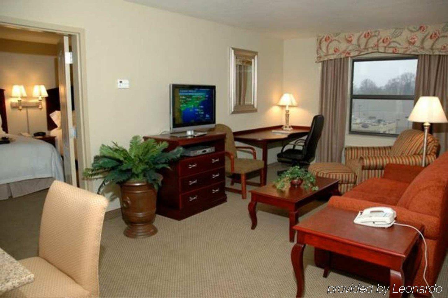 Hampton Inn & Suites-Florence Downtown Номер фото